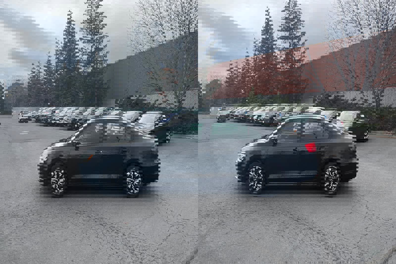 Used 2014 Volkswagen Jetta S image 5