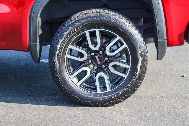 Used 2025 GMC Sierra 1500 AT4 w/ AT4 Premium Package image 10