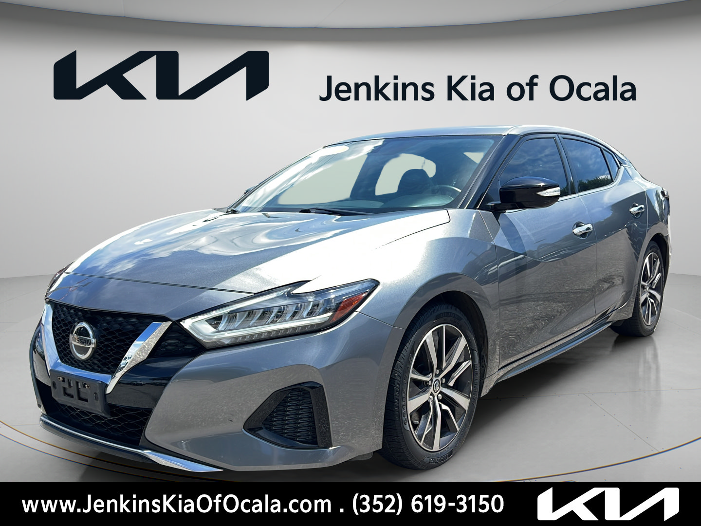 Used 2019 Nissan Maxima 3.5 SV w/ Floor Mat Group FWD image 7