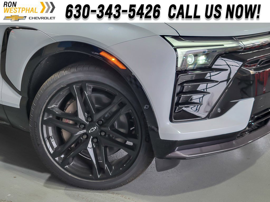 New 2026 Chevrolet Blazer EV SS AWD/4WD image 3