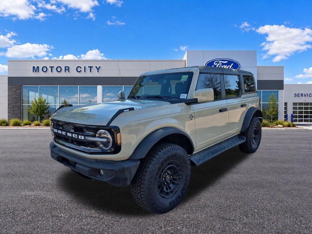 New 2026 Ford Bronco Outer Banks w/ Sasquatch Package