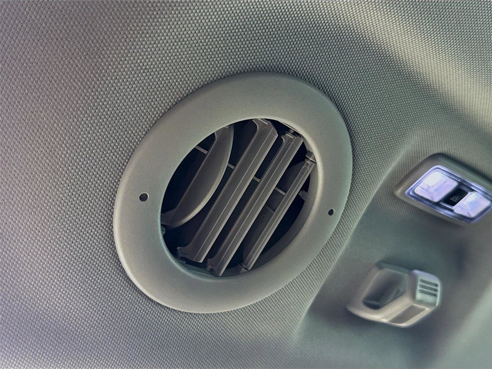 Used 2022 Ford Explorer XLT w/ Class IV Trailer Tow Package image 24