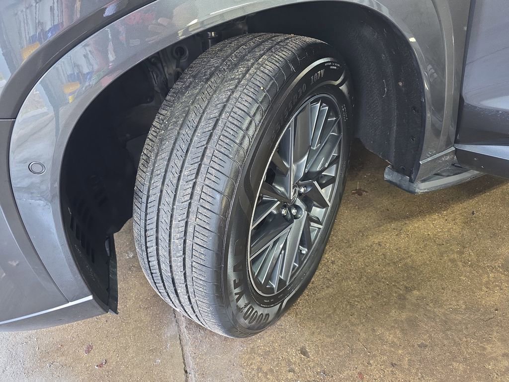 Used 2025 Lexus TX 350 AWD w/ Technology Package image 30