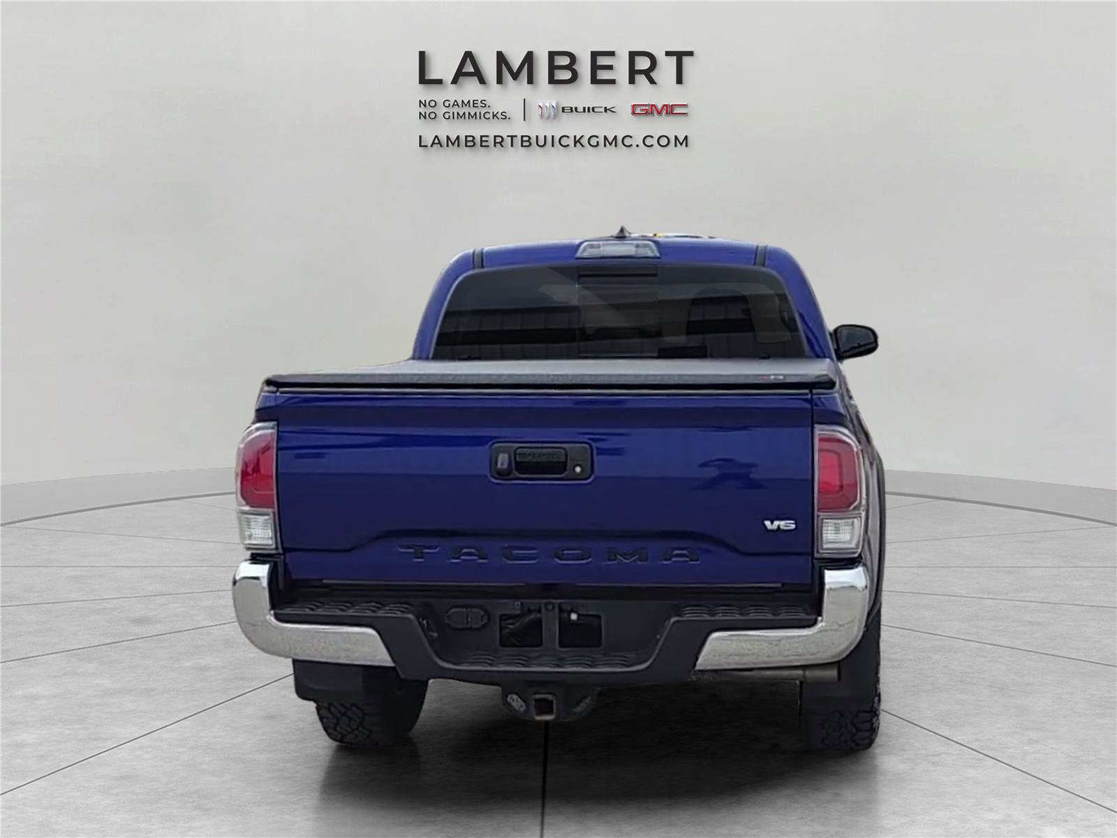 Used 2022 Toyota Tacoma TRD Off-Road AWD/4WD image 4