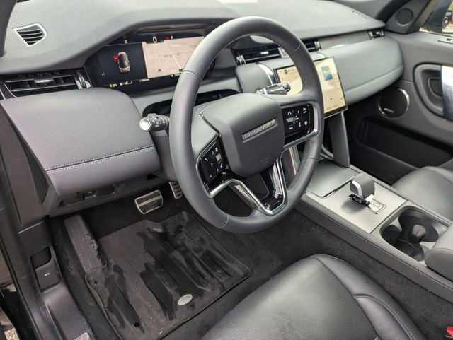 Certified 2025 Land Rover Discovery Sport Dynamic SE image 7