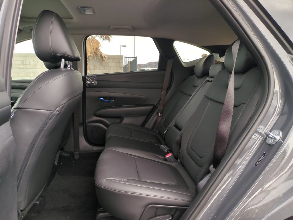 Used 2025 Hyundai Tucson SEL AWD/4WD image 11