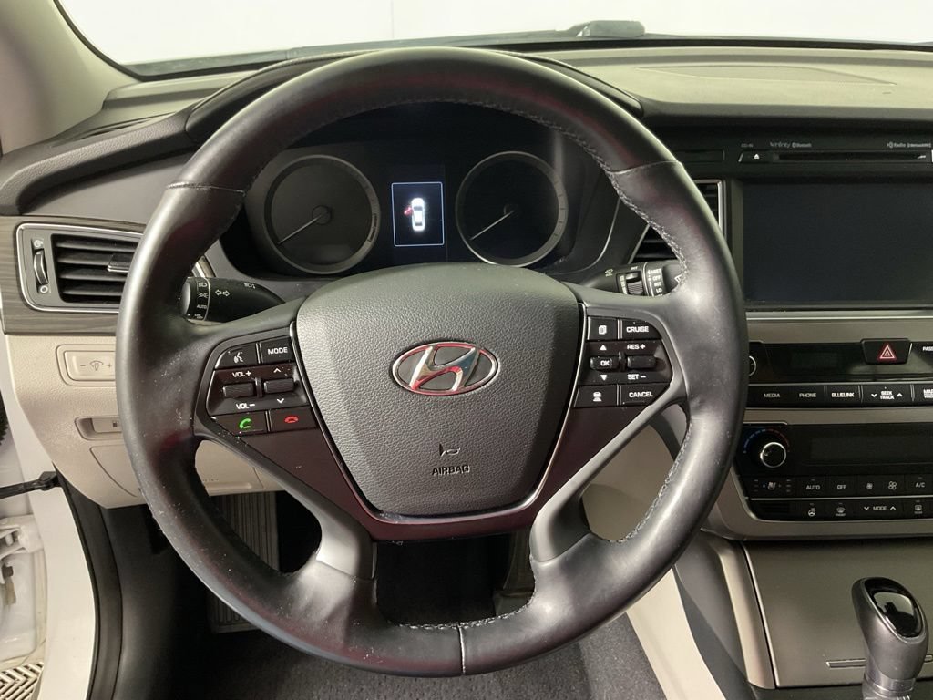 Used 2016 Hyundai Sonata Limited w/ Option Group 05 FWD image 26
