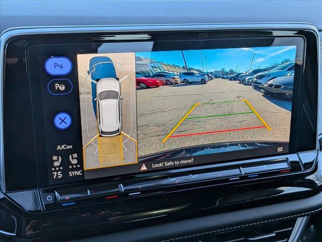 Used 2024 Volkswagen Atlas Cross Sport SEL Premium R-Line image 14