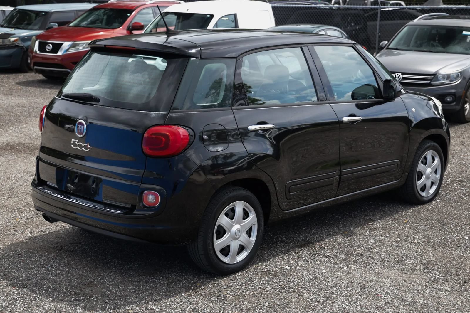 Used 2016 FIAT 500L Pop FWD image 7