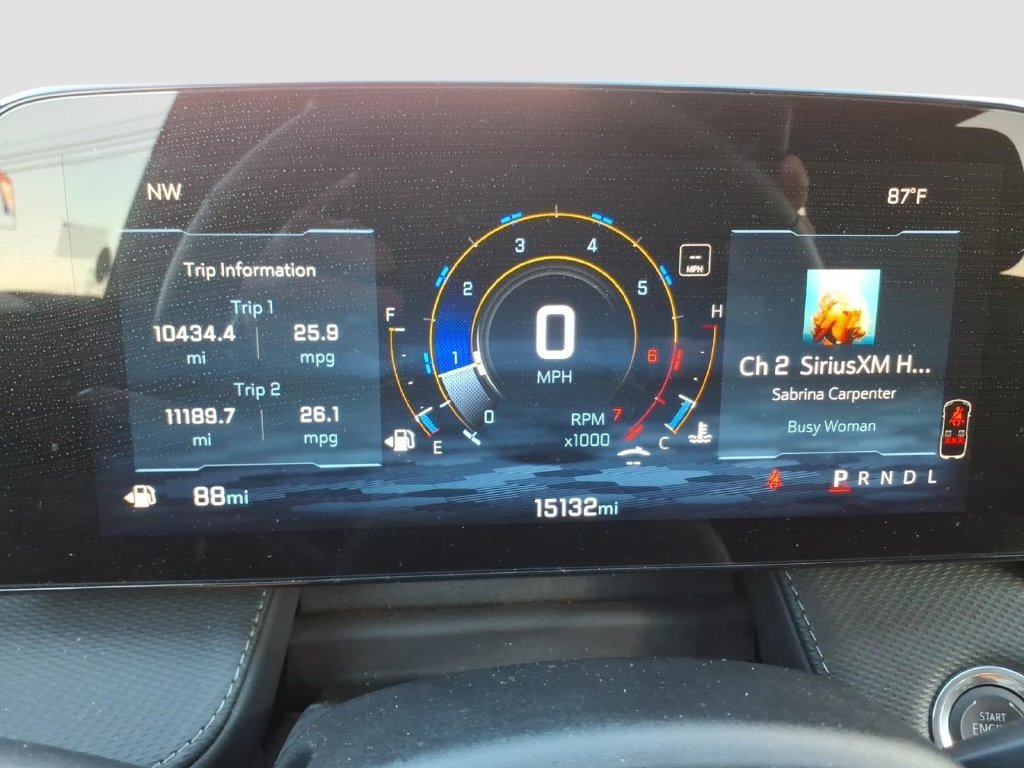 Used 2026 Chevrolet Equinox LT FWD image 23
