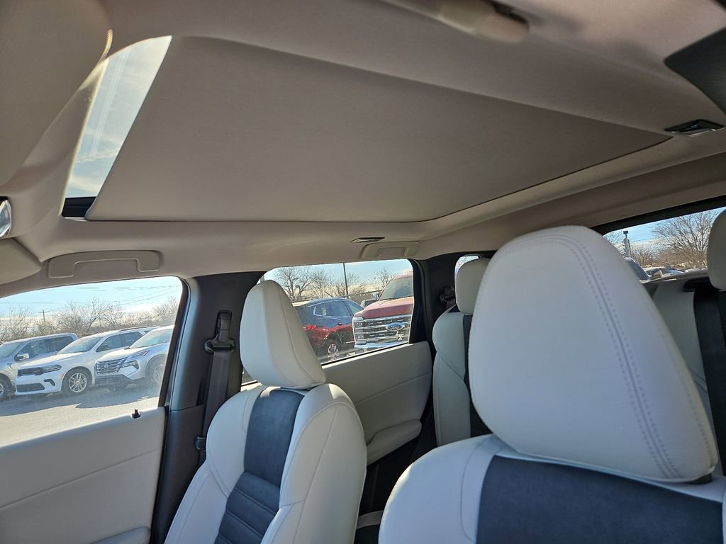 New 2026 Mitsubishi Outlander SE image 23