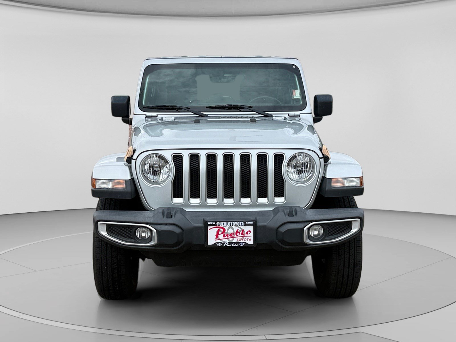 Used 2022 Jeep Wrangler Unlimited Sahara w/ Cold Weather Group AWD/4WD image 8