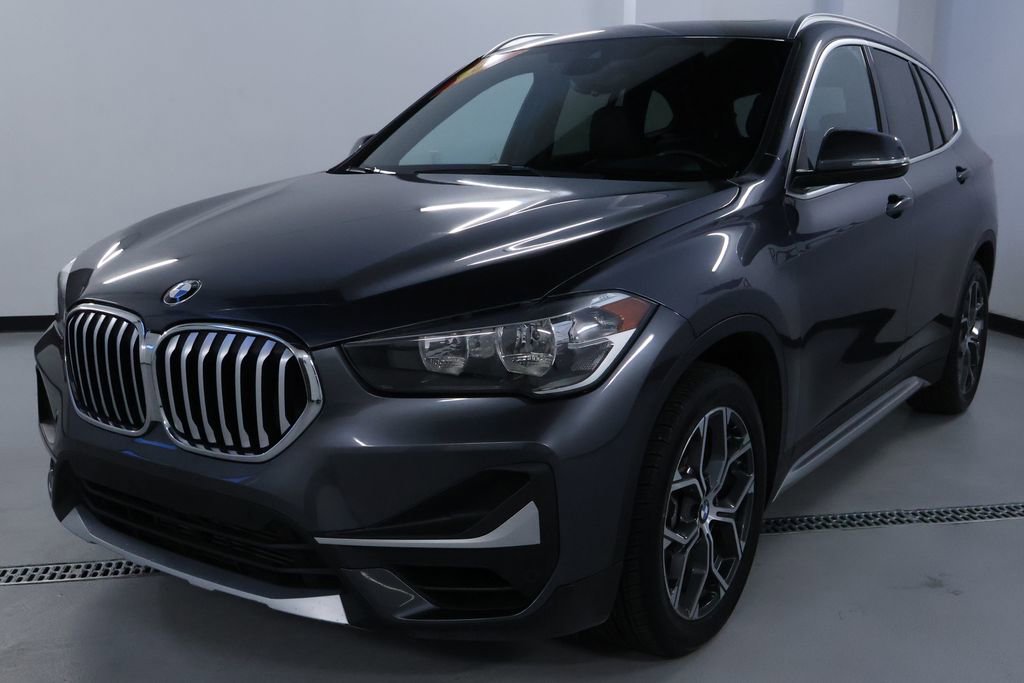 Used 2022 BMW X1 xDrive28i w/ Convenience Package AWD/4WD video 3