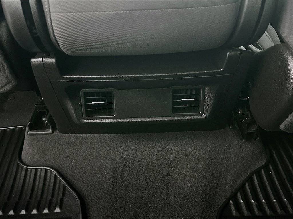 Used 2022 Chevrolet Silverado 1500 Custom image 21