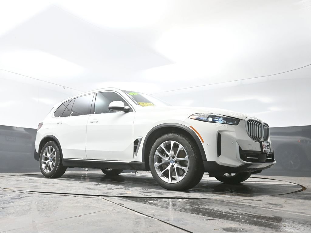 Used 2025 BMW X5 xDrive50e image 47