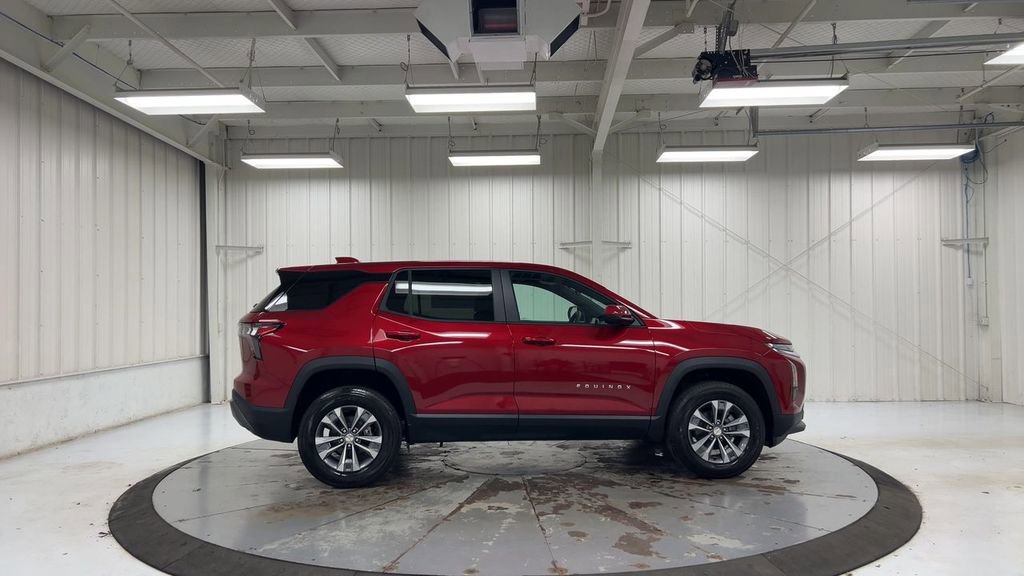 New 2026 Chevrolet Equinox LT image 9