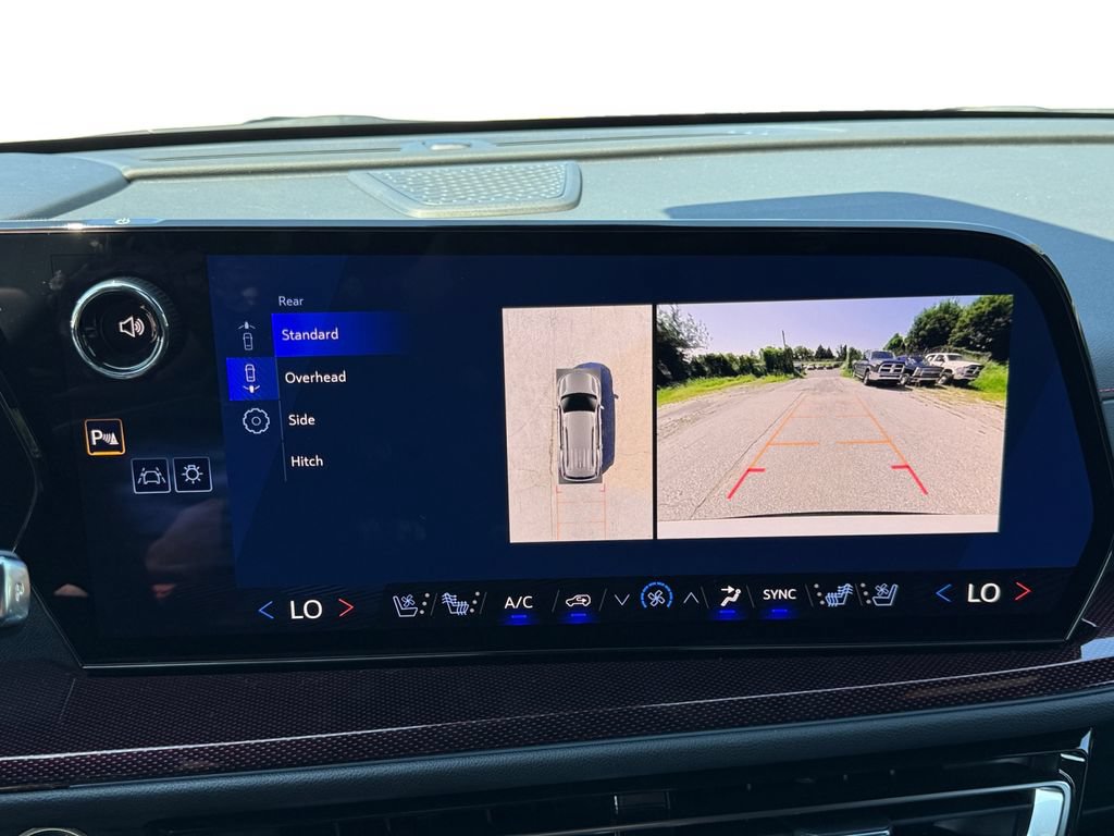 New 2026 Chevrolet Traverse RS w/ LPO, Floor Liner Package AWD/4WD image 15