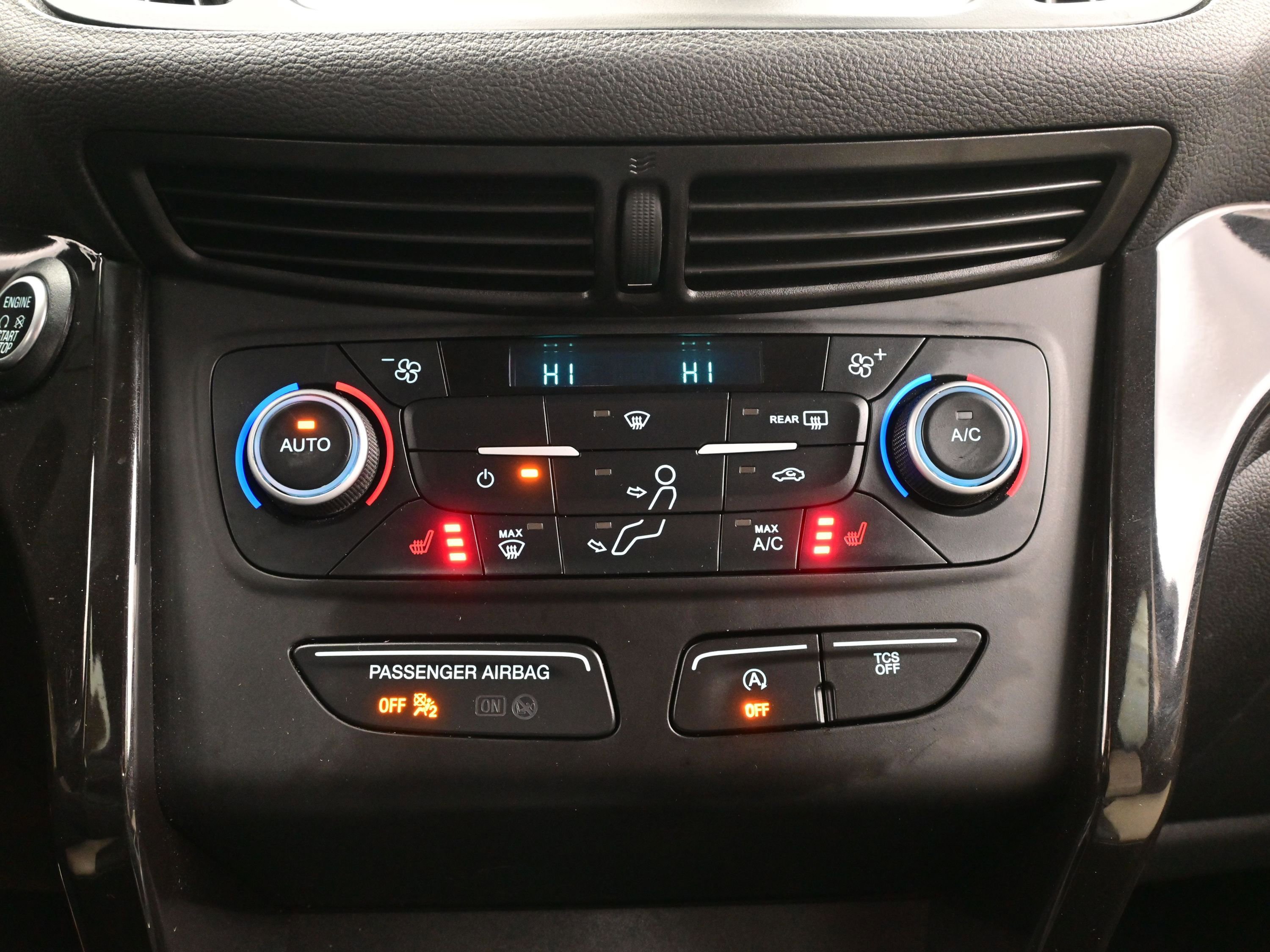 Used 2019 Ford Escape SEL image 20