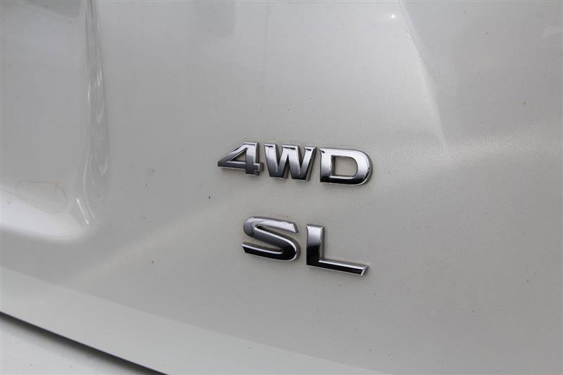 Used 2018 Nissan Pathfinder SL w/ SL Premium Package AWD/4WD image 13