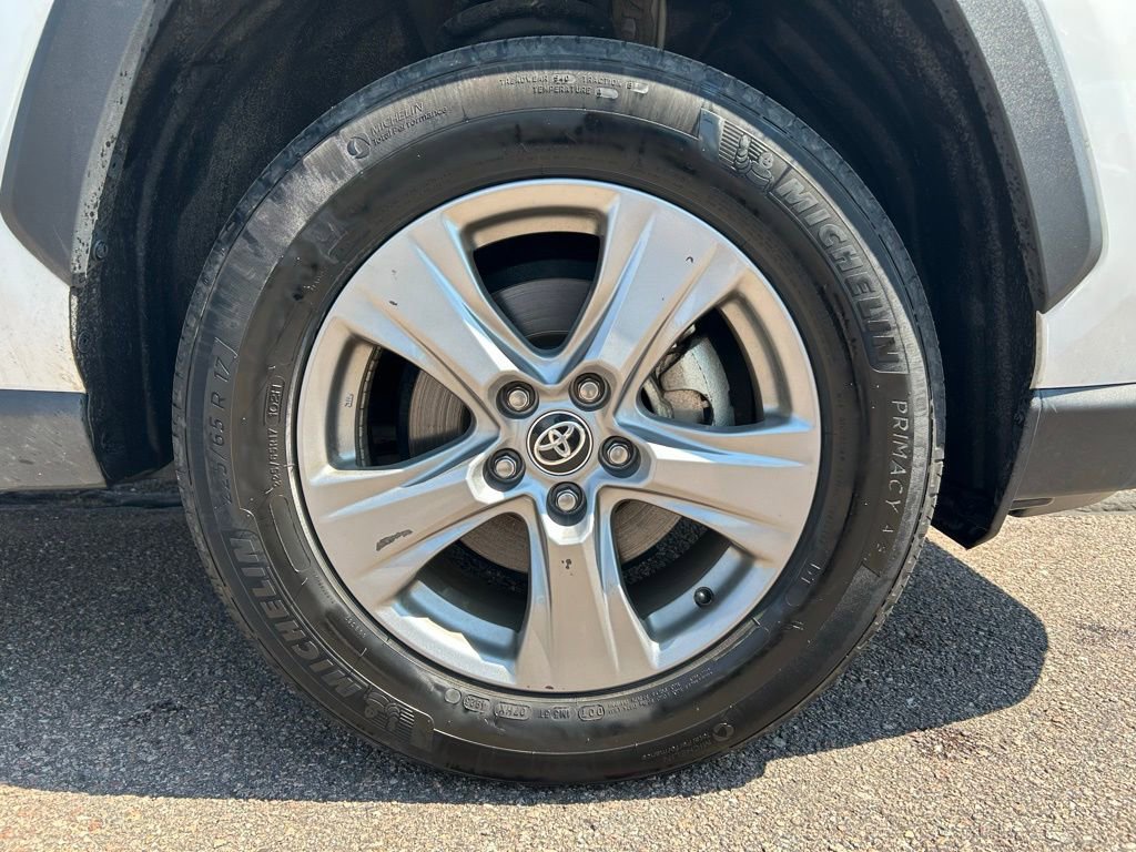 Used 2024 Toyota RAV4 XLE image 34