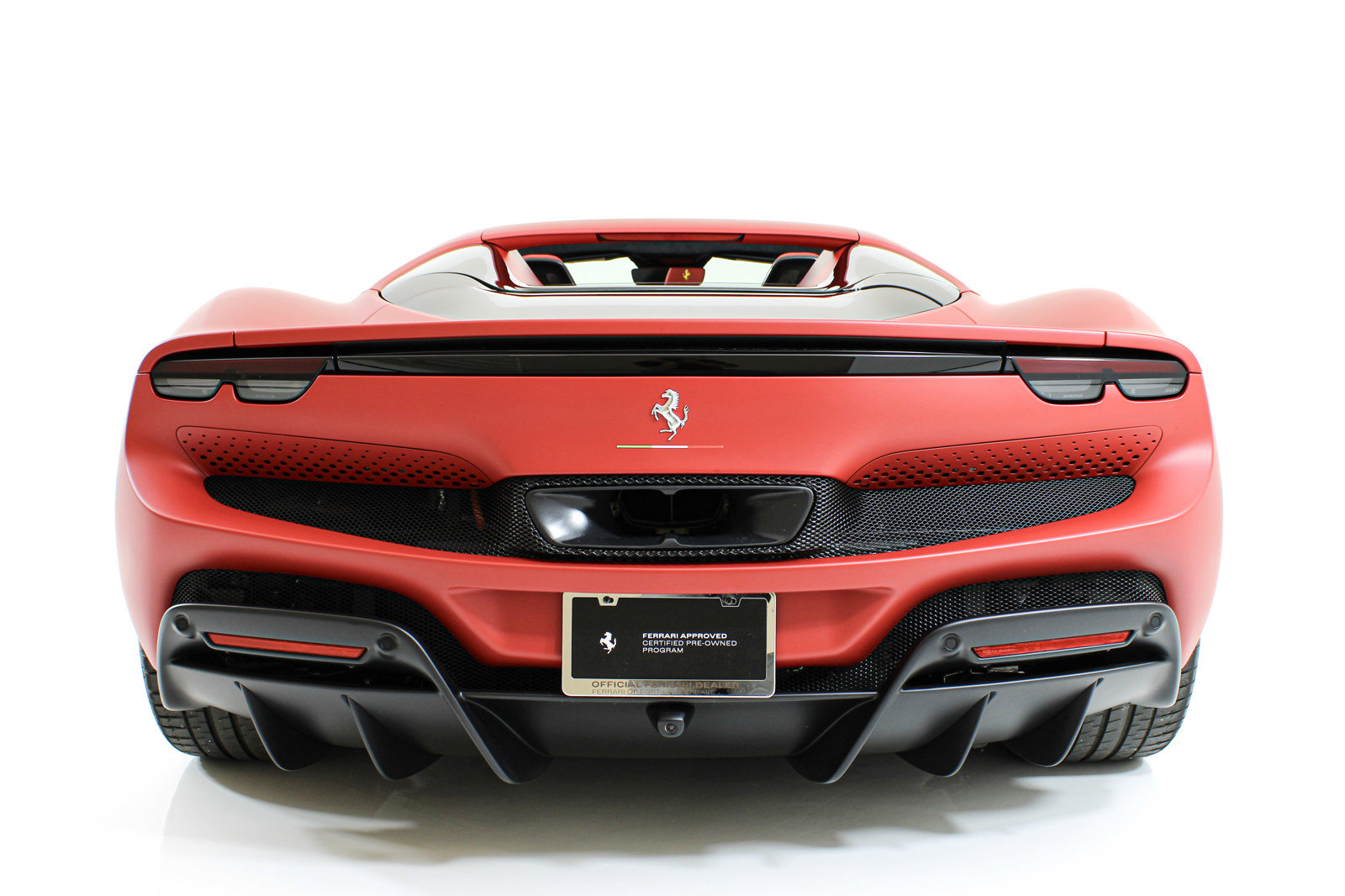 Used 2024 Ferrari 296 GTS RWD image 5