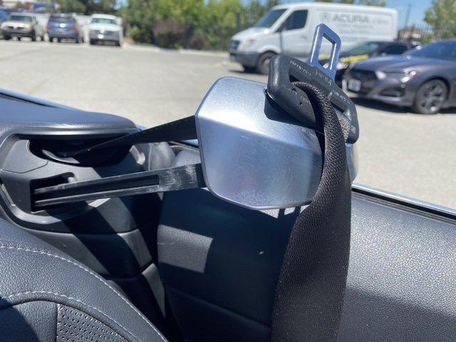 Used 2023 BMW 430i xDrive Convertible w/ Convenience Package image 21