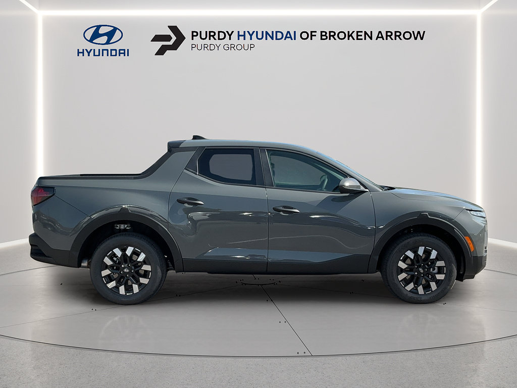 New 2027 Hyundai Santa Cruz SE FWD image 2