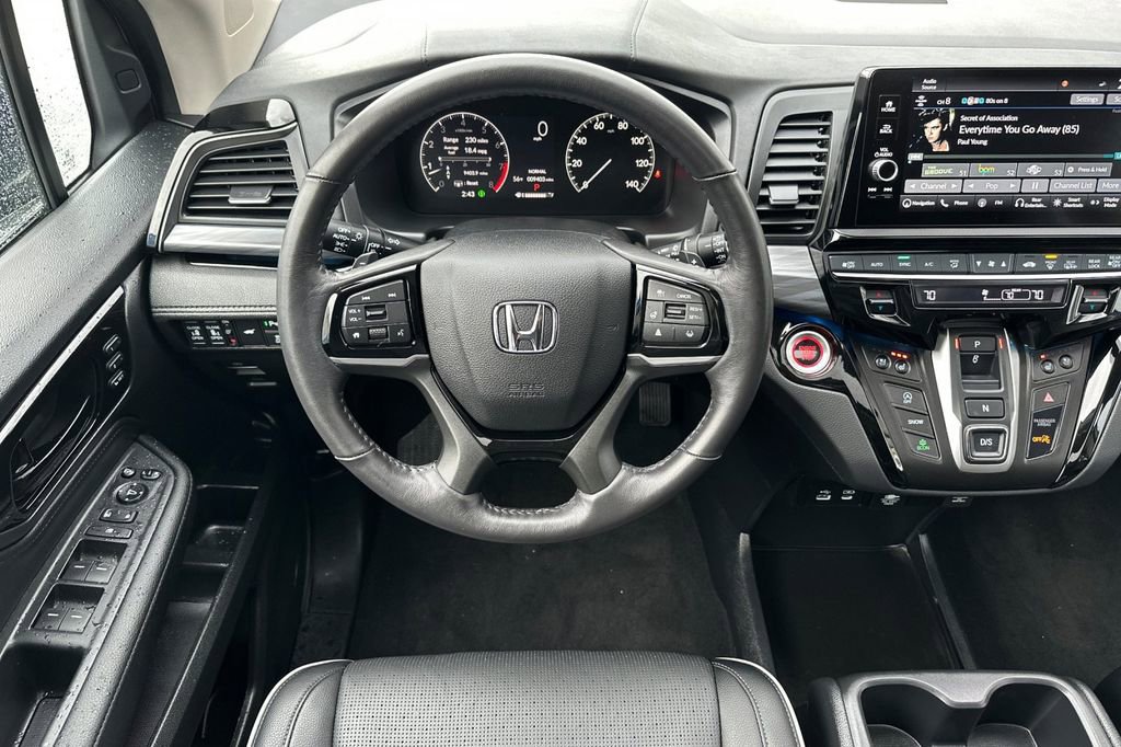 Used 2025 Honda Odyssey Elite image 13