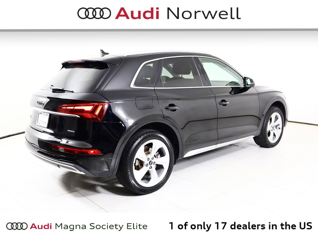 Used 2021 Audi Q5 Premium w/ Premium Plus Package AWD/4WD image 18