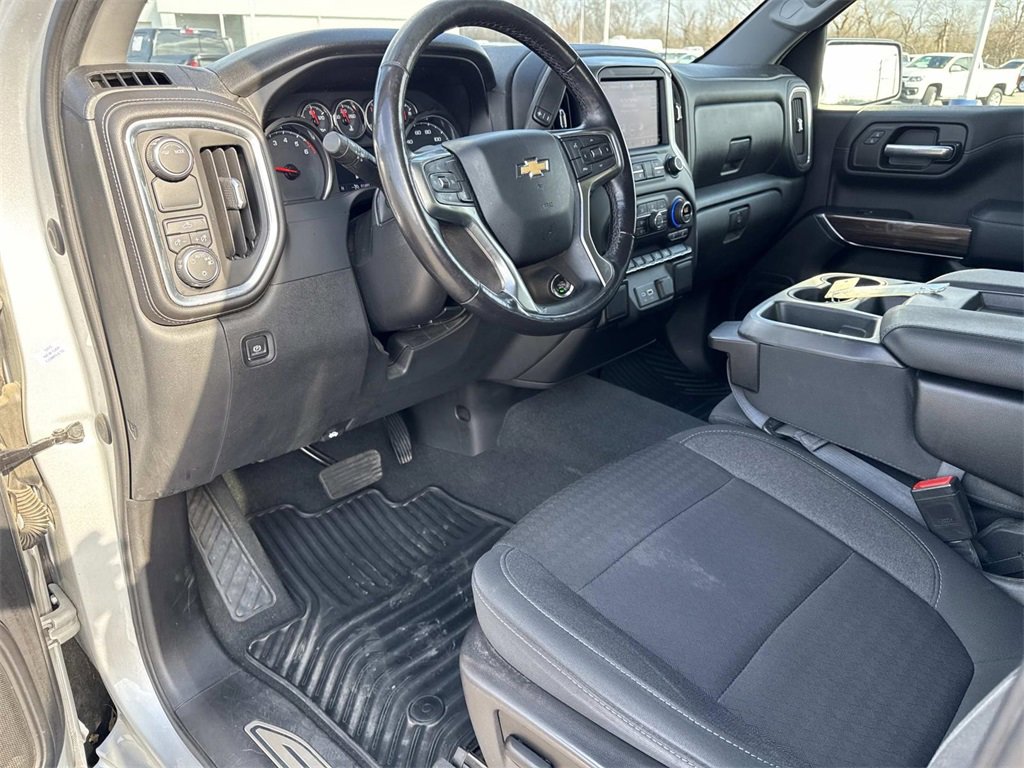 Used 2021 Chevrolet Silverado 1500 LT image 9