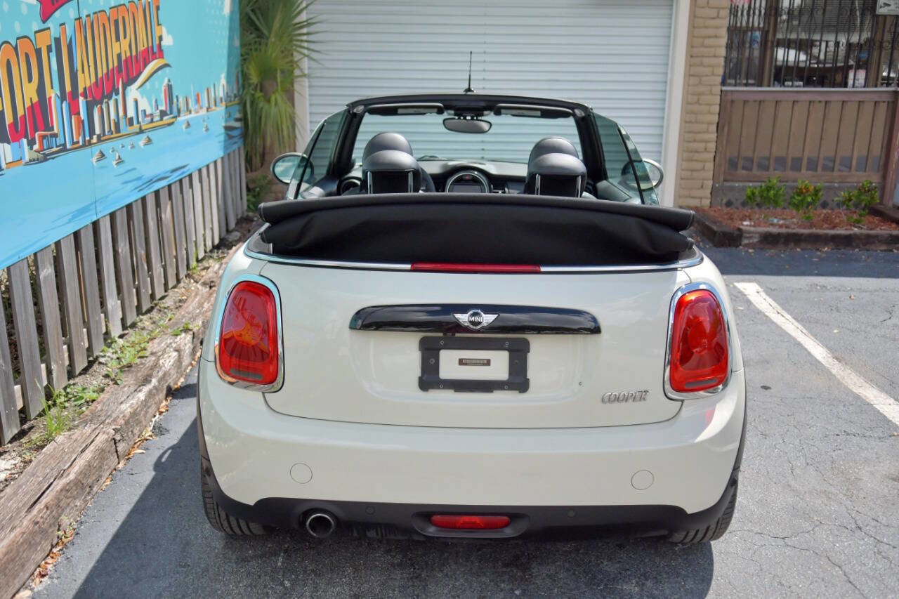 Used 2018 MINI Cooper Cooper 2dr Convertible image 28