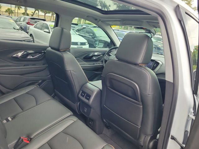 Used 2022 GMC Terrain AT4 w/ Infotainment Package II AWD/4WD image 11
