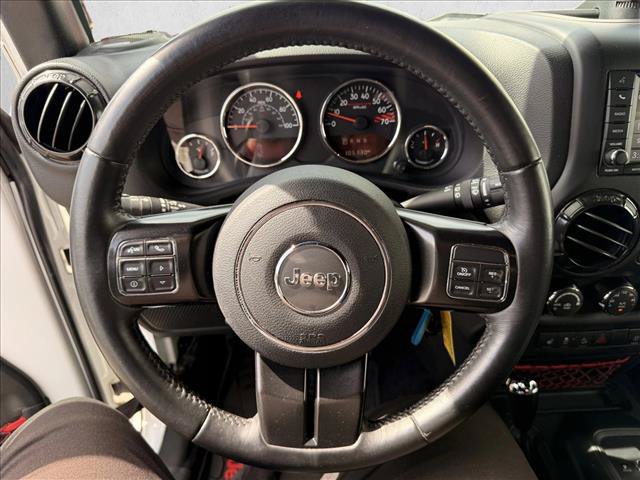 Used 2017 Jeep Wrangler Unlimited Rubicon AWD/4WD image 18