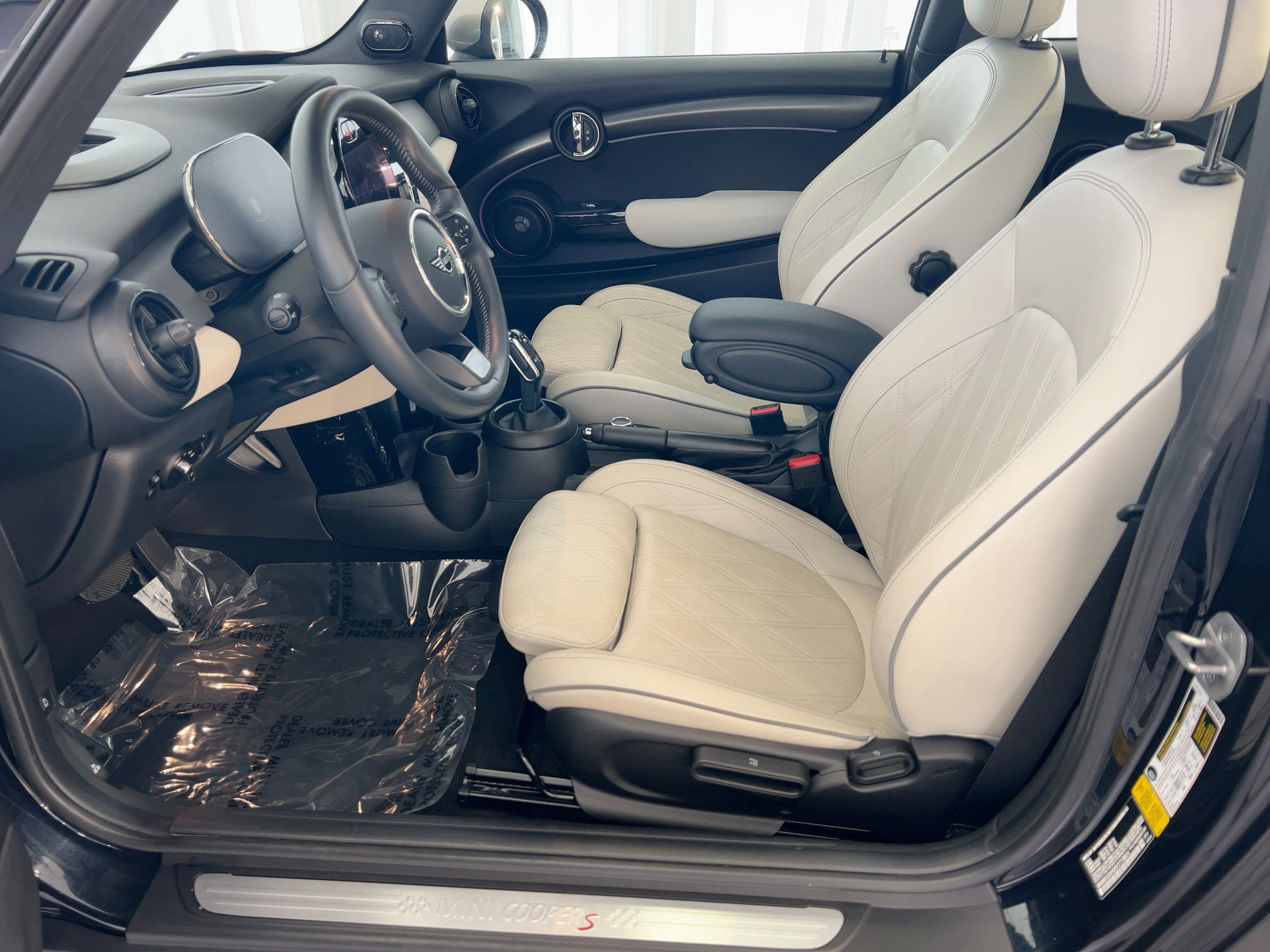 Used 2023 MINI Cooper S image 5