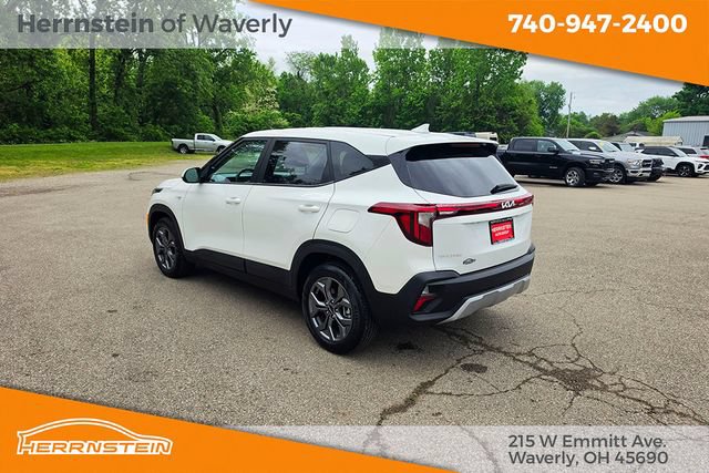 Used 2024 Kia Seltos LX AWD/4WD image 5