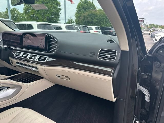 Certified 2024 Mercedes-Benz GLS 450 4MATIC image 35
