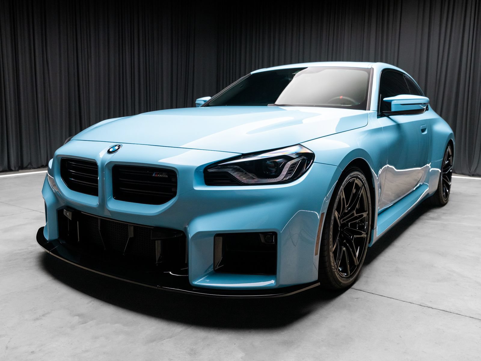Used 2025 BMW M2 w/ Lighting Package RWD image 21