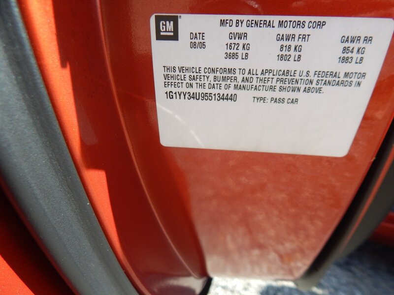 Used 2005 Chevrolet Corvette Convertible w/ Preferred Equipment Group RWD image 23