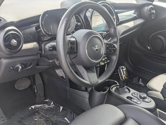 Used 2024 MINI Cooper SE FWD image 10