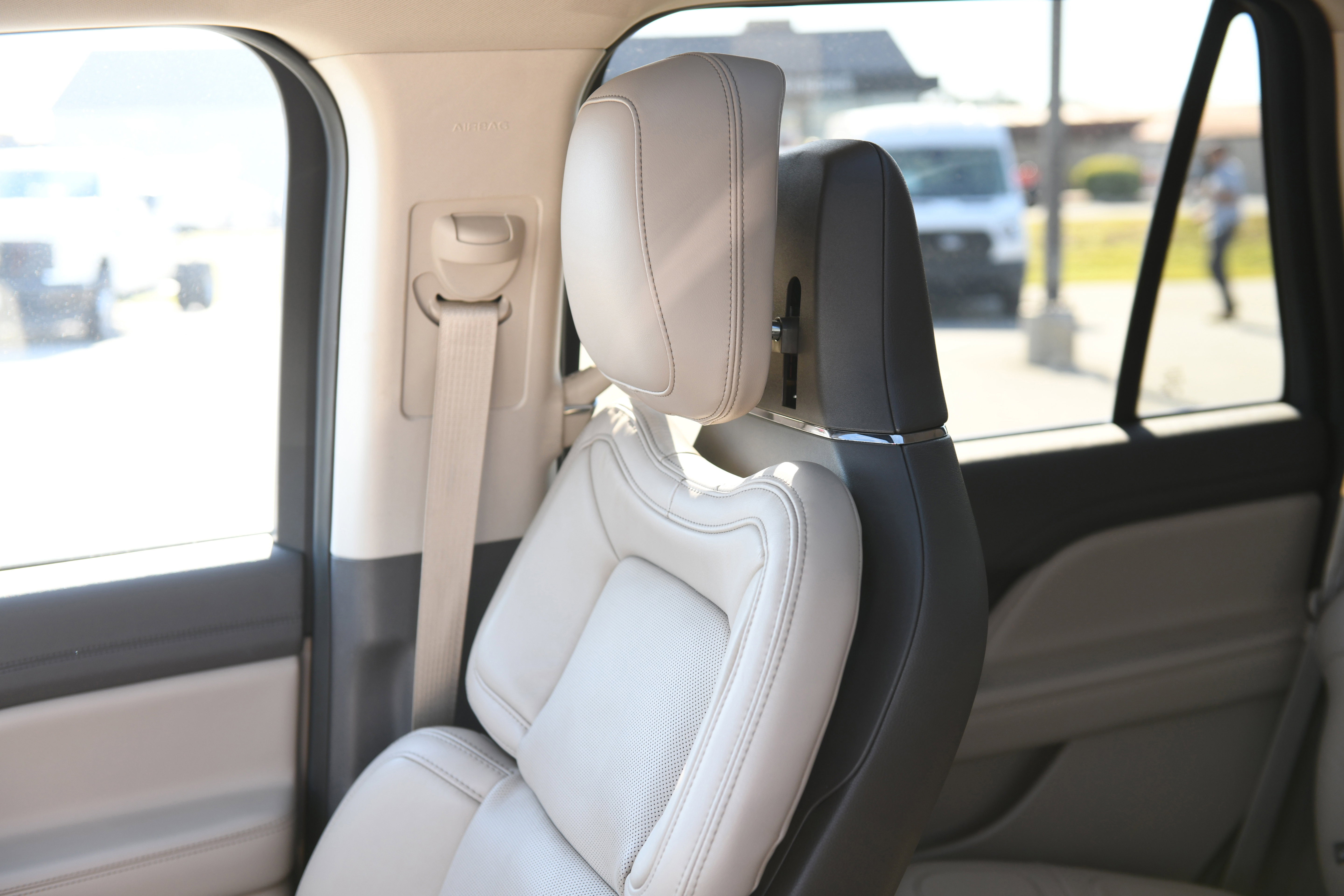 Used 2022 Lincoln Navigator Reserve AWD/4WD image 22