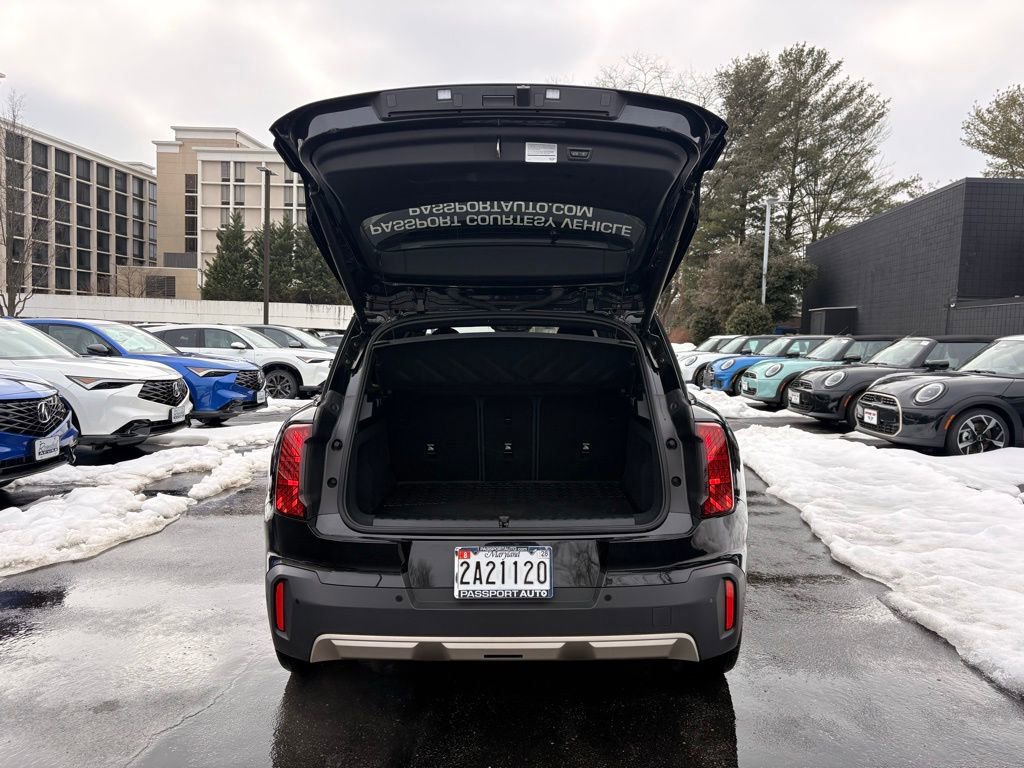 Used 2025 MINI Cooper Countryman S w/ Comfort Package Max image 15