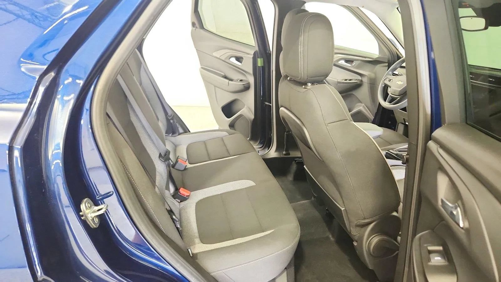 Used 2022 Chevrolet TrailBlazer LT w/ Convenience Package AWD/4WD image 27