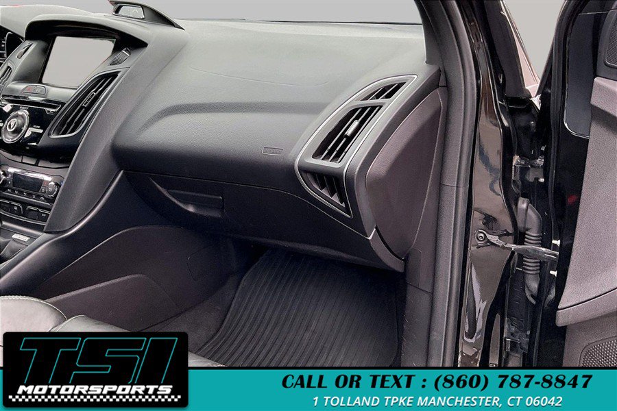 Used 2014 Ford Focus ST w/ Equipment Group 202A FWD image 17