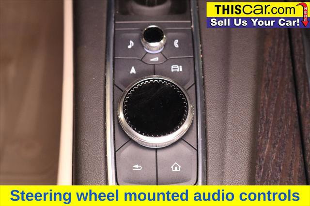 Used 2023 Cadillac Escalade Premium Luxury image 22