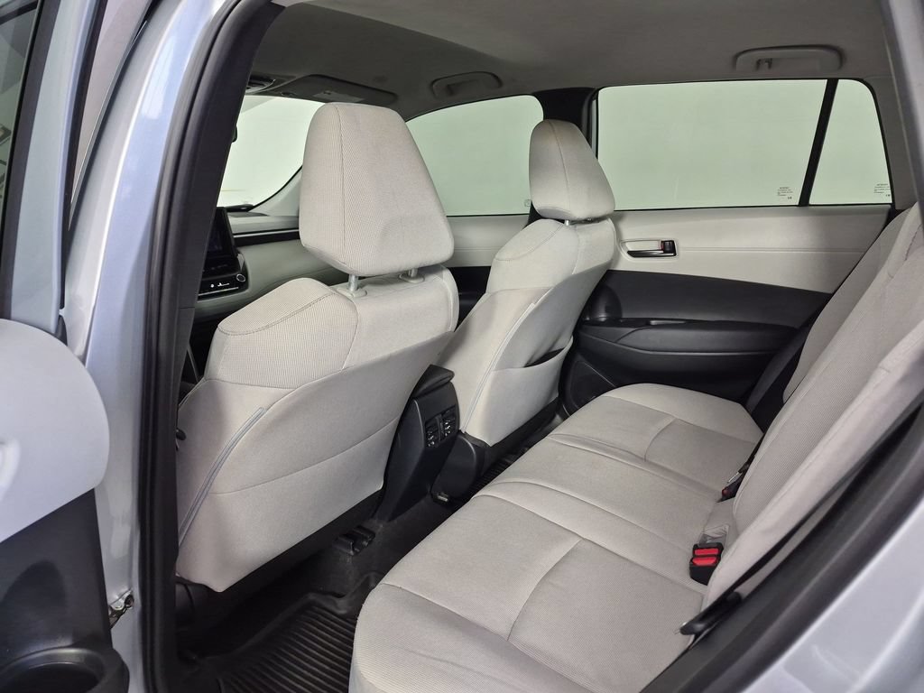 Used 2023 Toyota Corolla Cross L FWD image 33
