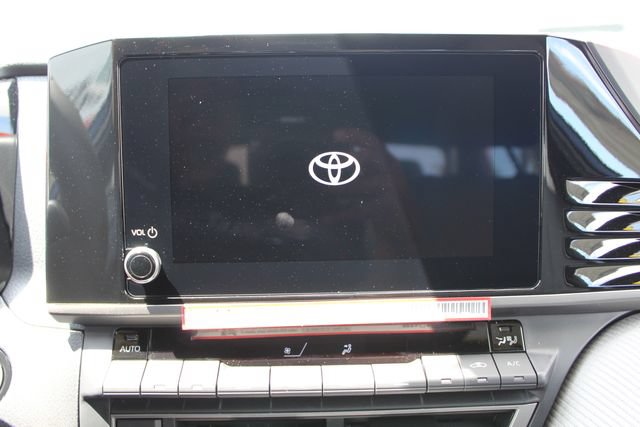 Certified 2026 Toyota Camry SE FWD image 36