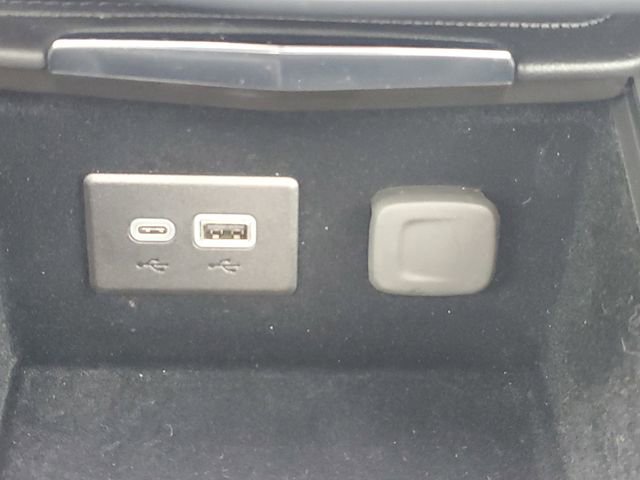 Certified 2024 Cadillac XT4 Sport image 18