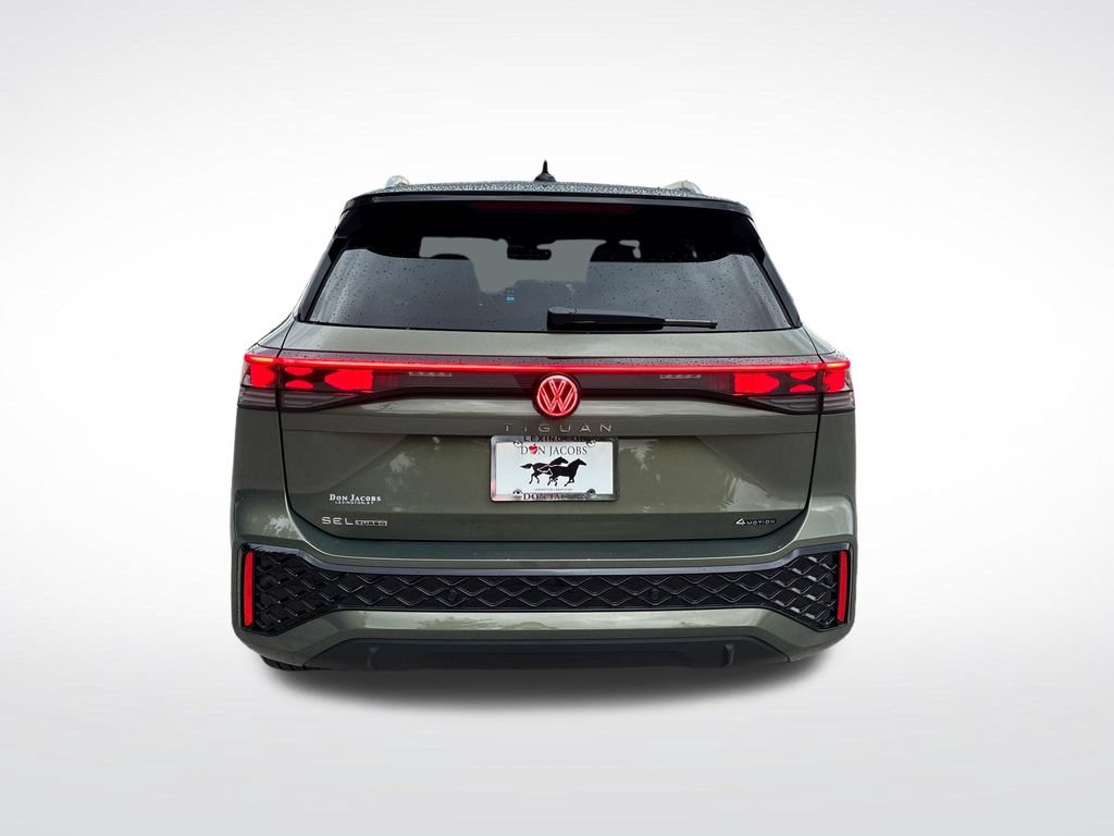 New 2026 Volkswagen Tiguan SEL R-Line AWD/4WD image 4