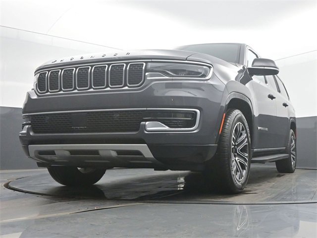 Used 2024 Jeep Wagoneer L Series II w/ Flexible Seating Group image 48