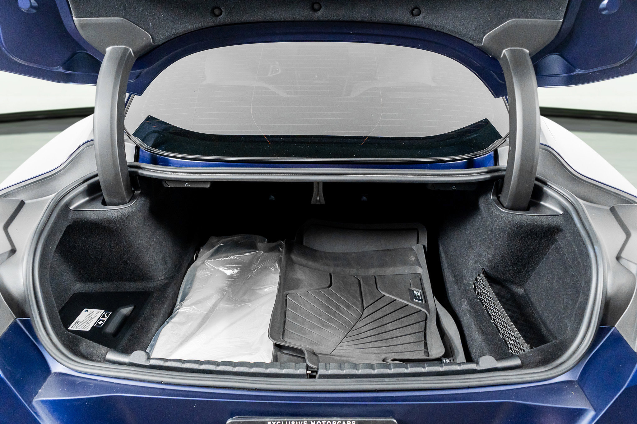 Used 2025 BMW M8 Competition w/ M Carbon Exterior Package image 47